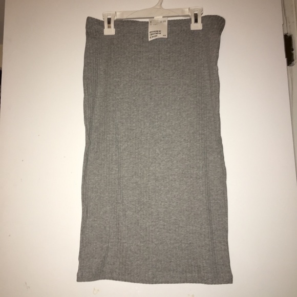 H&M Dresses & Skirts - H&M Ribbed Pencil Skirt